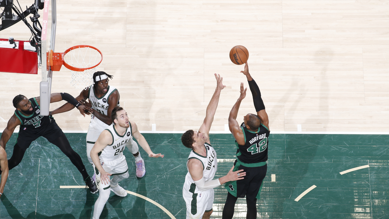Al Horford makes Celtics, NBA history with 30-point game vs. Bucks | RSN