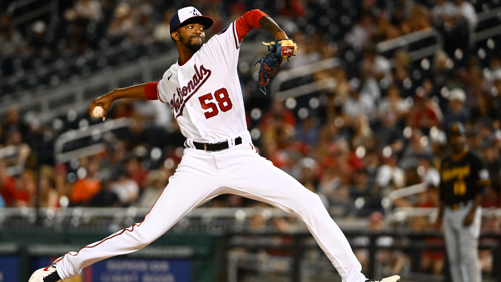 Nationals reliever Carl Edwards Jr.