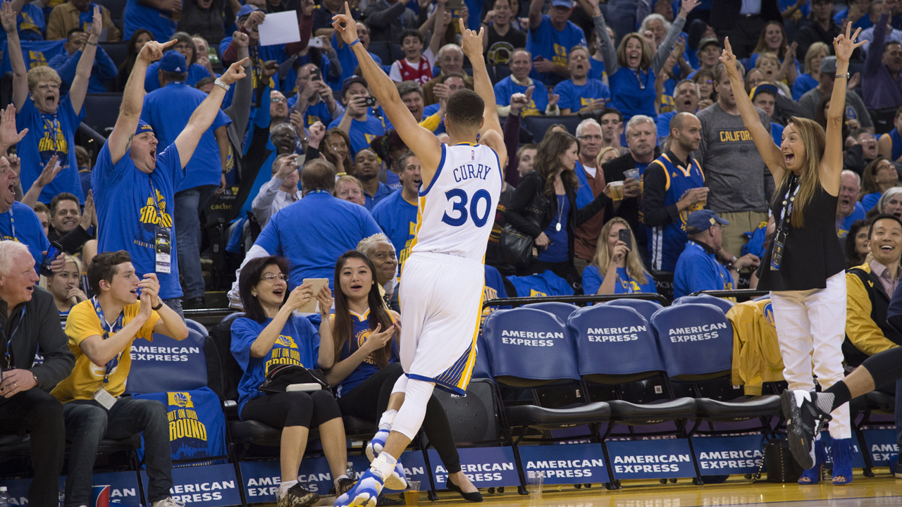 Warriors' Steph Curry celebrates 3-pointer