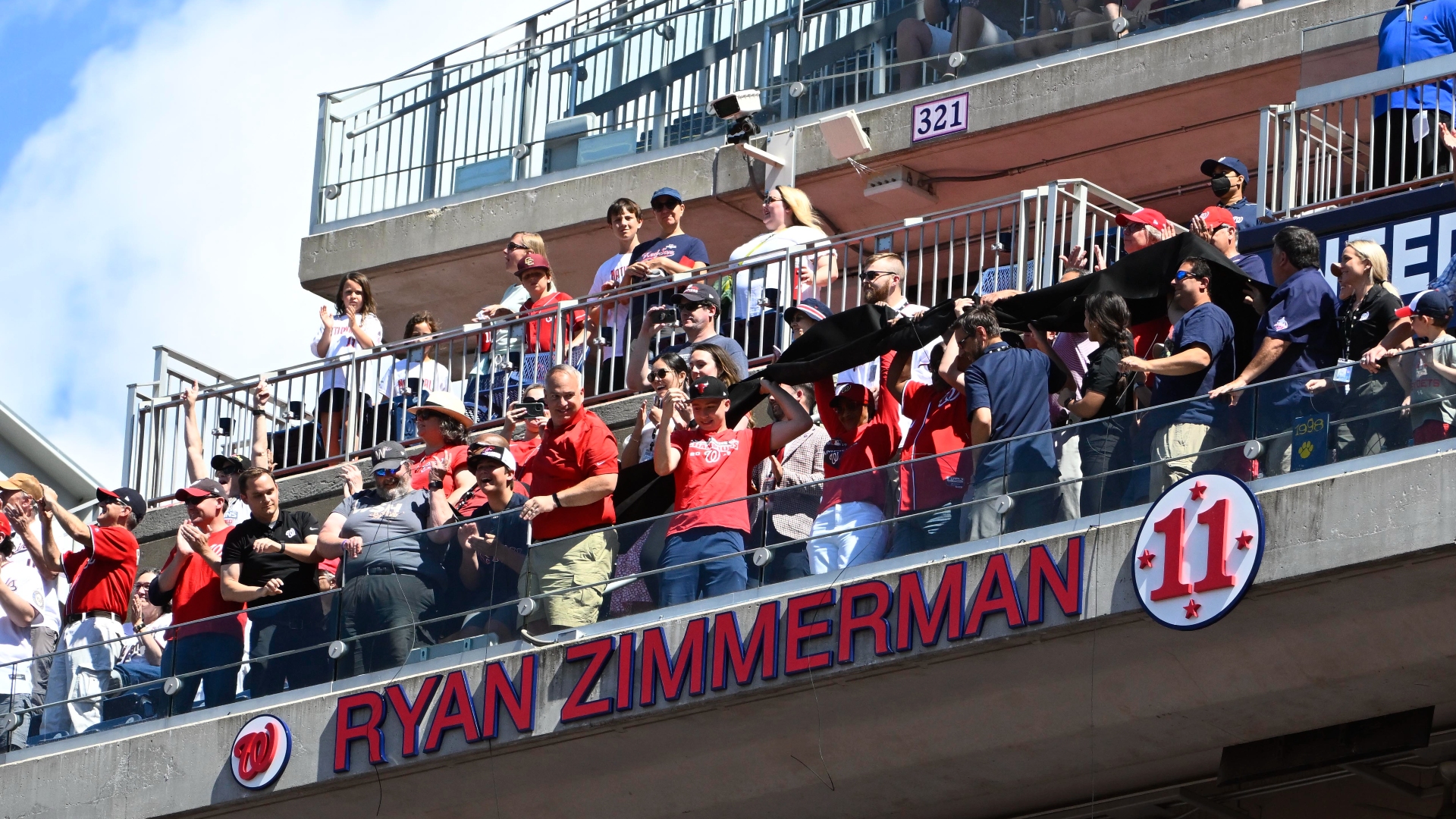 Fans reveal new Ryan Zimmerman signage at Nationals Park
