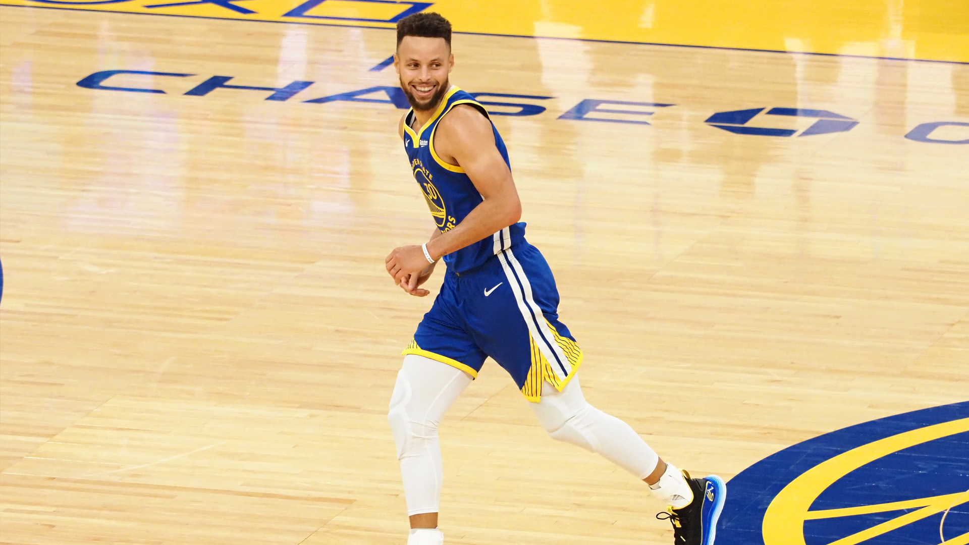Steph Curry of the Warriors is the most trolled player on the NBA’s Twitter, the study shows
