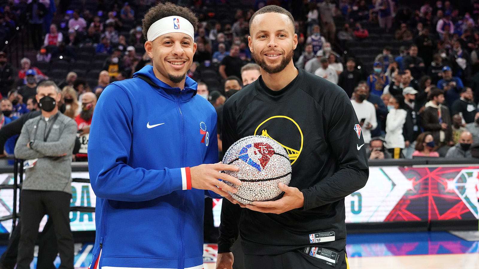 Why Seth Curry picks himself over brother Steph Curry in taking open shot - NBC Sports