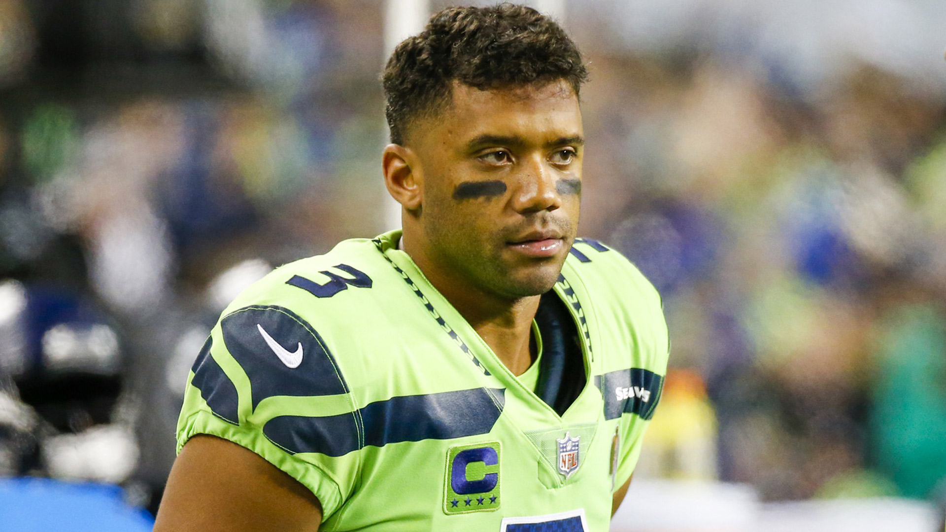 Reports Seahawks' Russell Wilson out several weeks after finger